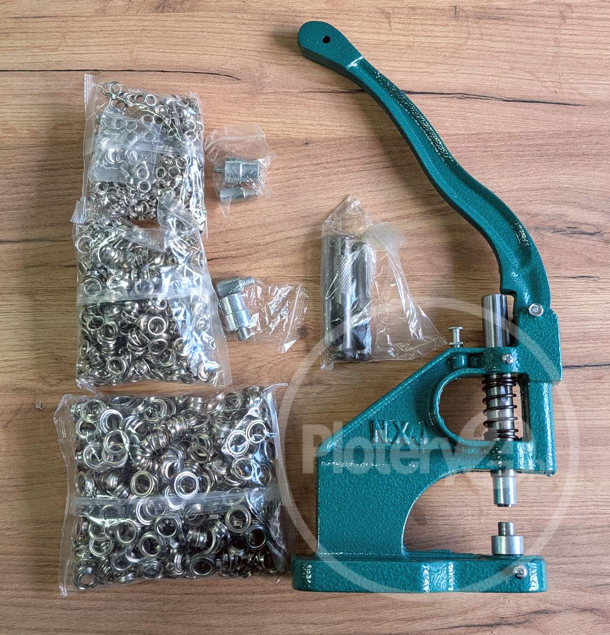 Nowa! Oczkownica DR-INK do banerów Oczkarka do plandek 1500 oczek 6, 10 i 12 mm 3 głowice 3 pobijaki do wykrajania otworów Wysyłka Gratis Prasa ręczna Zakuwarka - obrazek 2